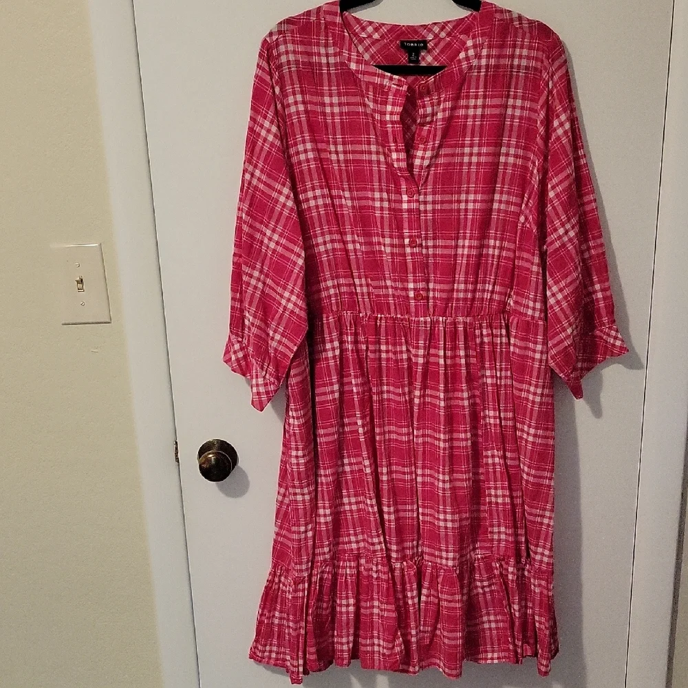 torrid Red Plaid Button-Front Tiered Dress - Picture 2 of 15